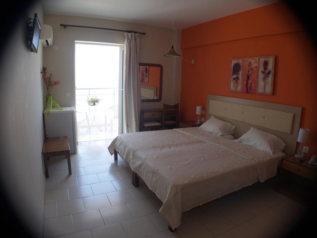 Iolkos Hotel Kárpathos Værelse billede