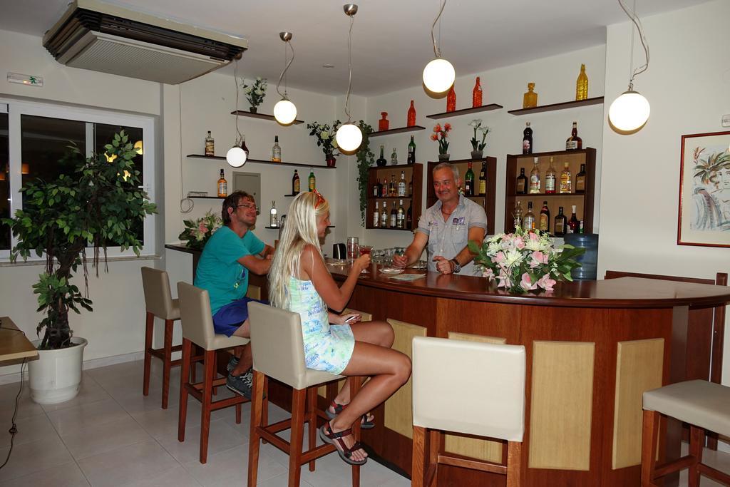Iolkos Hotel Kárpathos Eksteriør billede