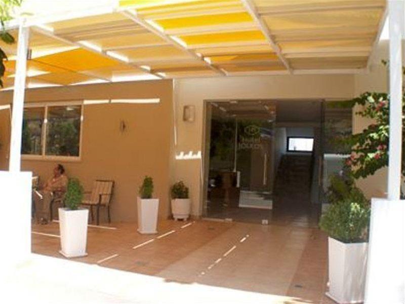Iolkos Hotel Kárpathos Eksteriør billede